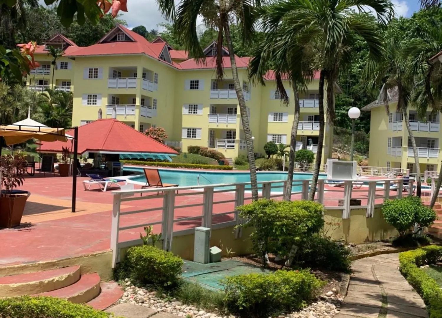 Cozy Apartment At Mystic Ridge Ocho Rios